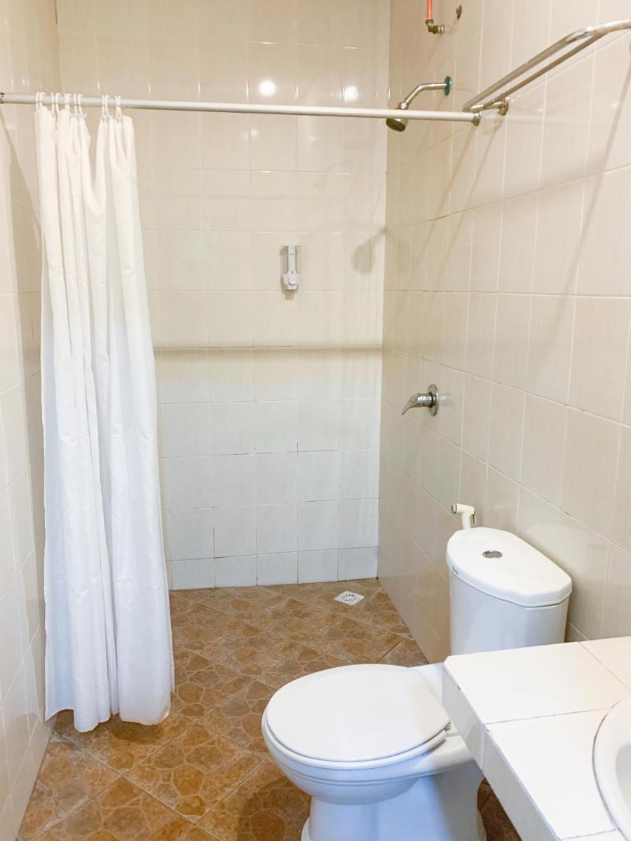 Standard Double Room - Photo 4