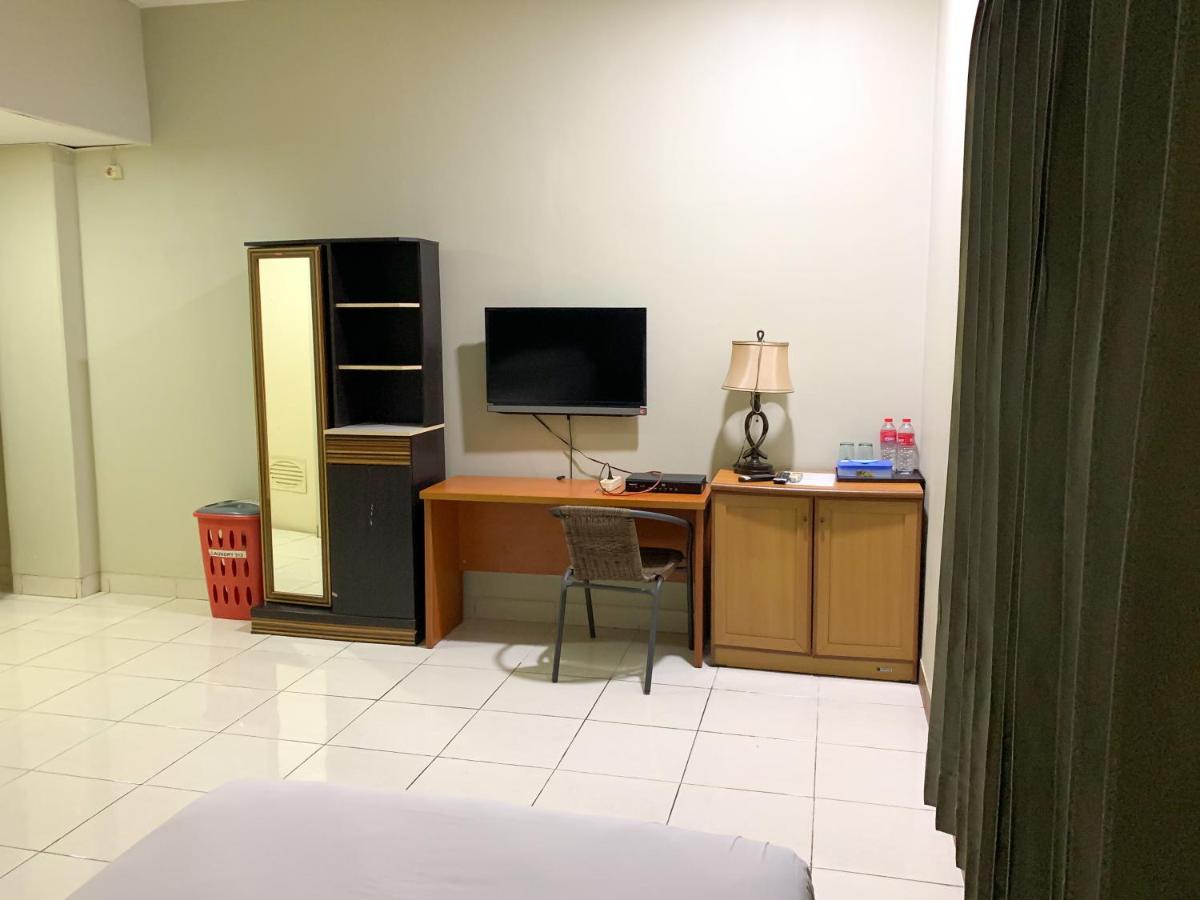 Standard Twin Room - Photo 1