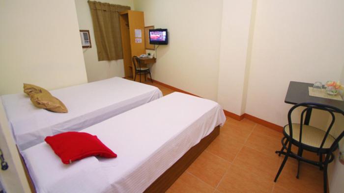 Basic Triple Room - Photo 1