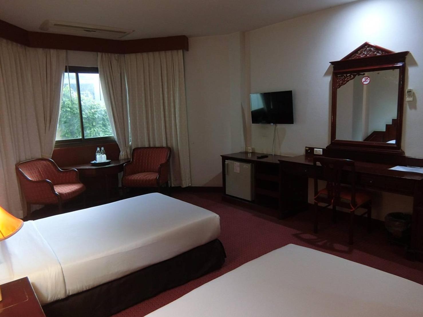 Standard Twin Room - Photo 2