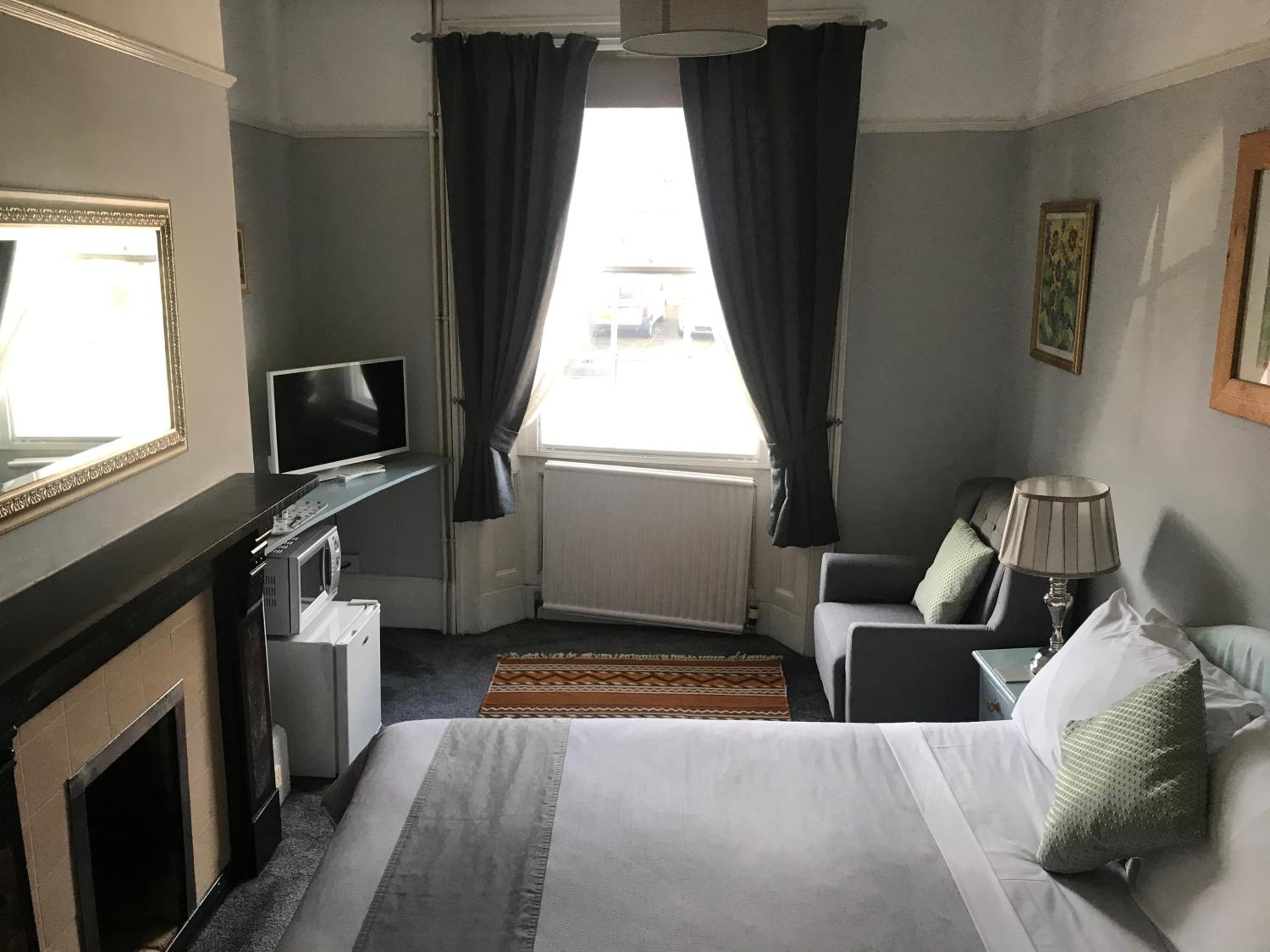 Deluxe Double Room with Shower photo 1