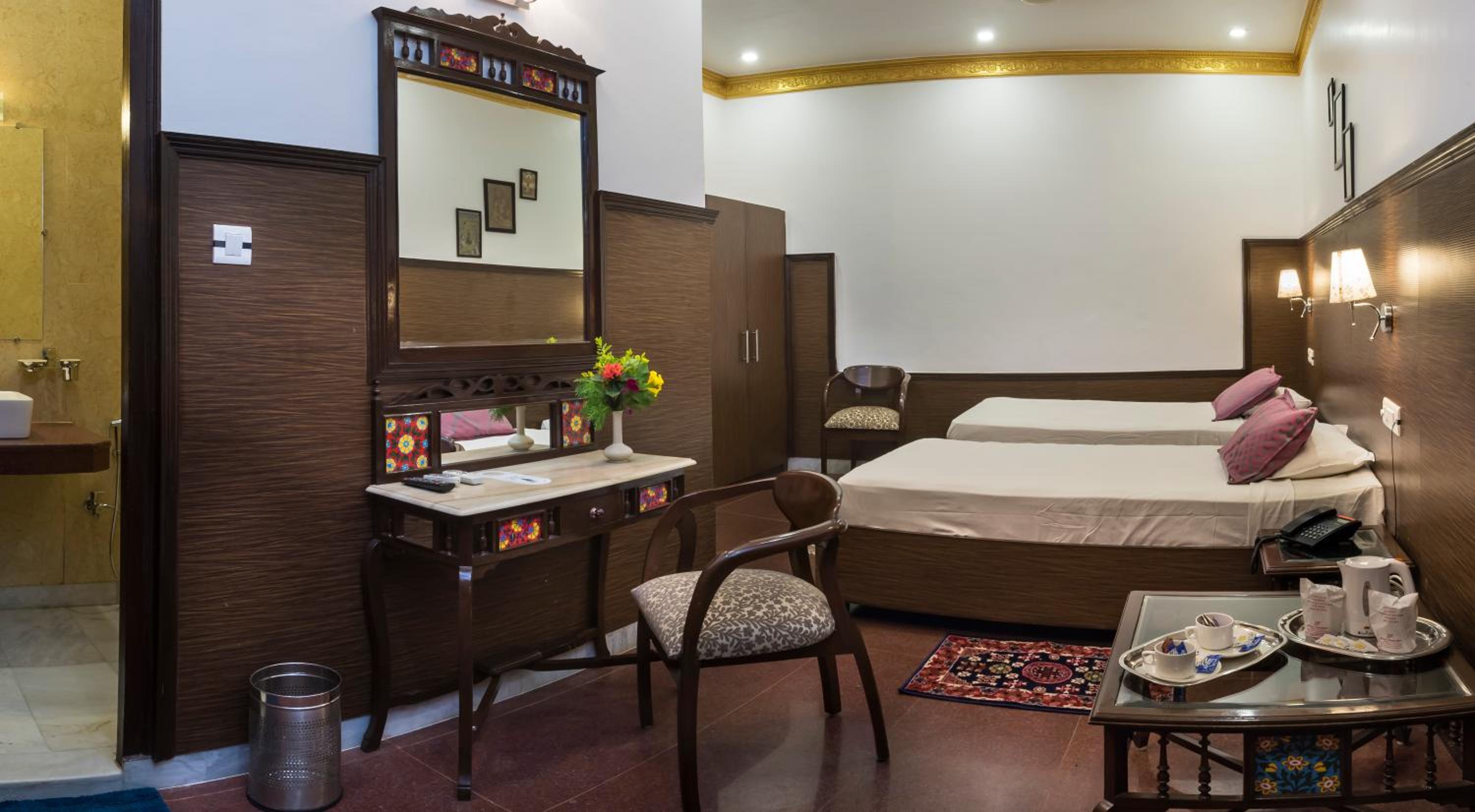 Superior Double or Twin Room - Photo 3