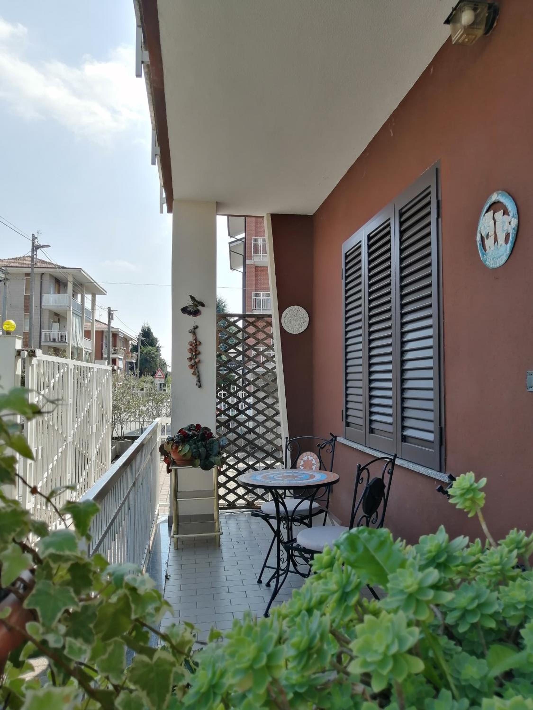 Two-Bedroom Apartment - Photo 8