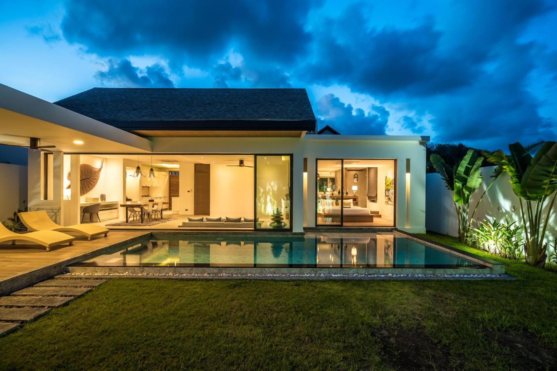 Three-Bedroom Villa photo 2