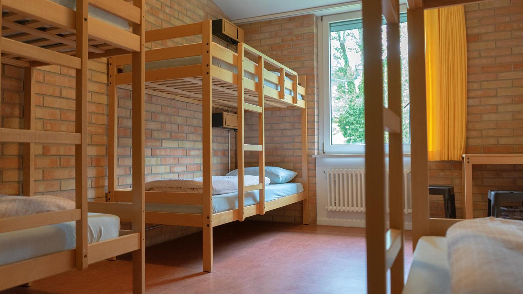 Bed in 6-Bed Dormitory Room photo 1