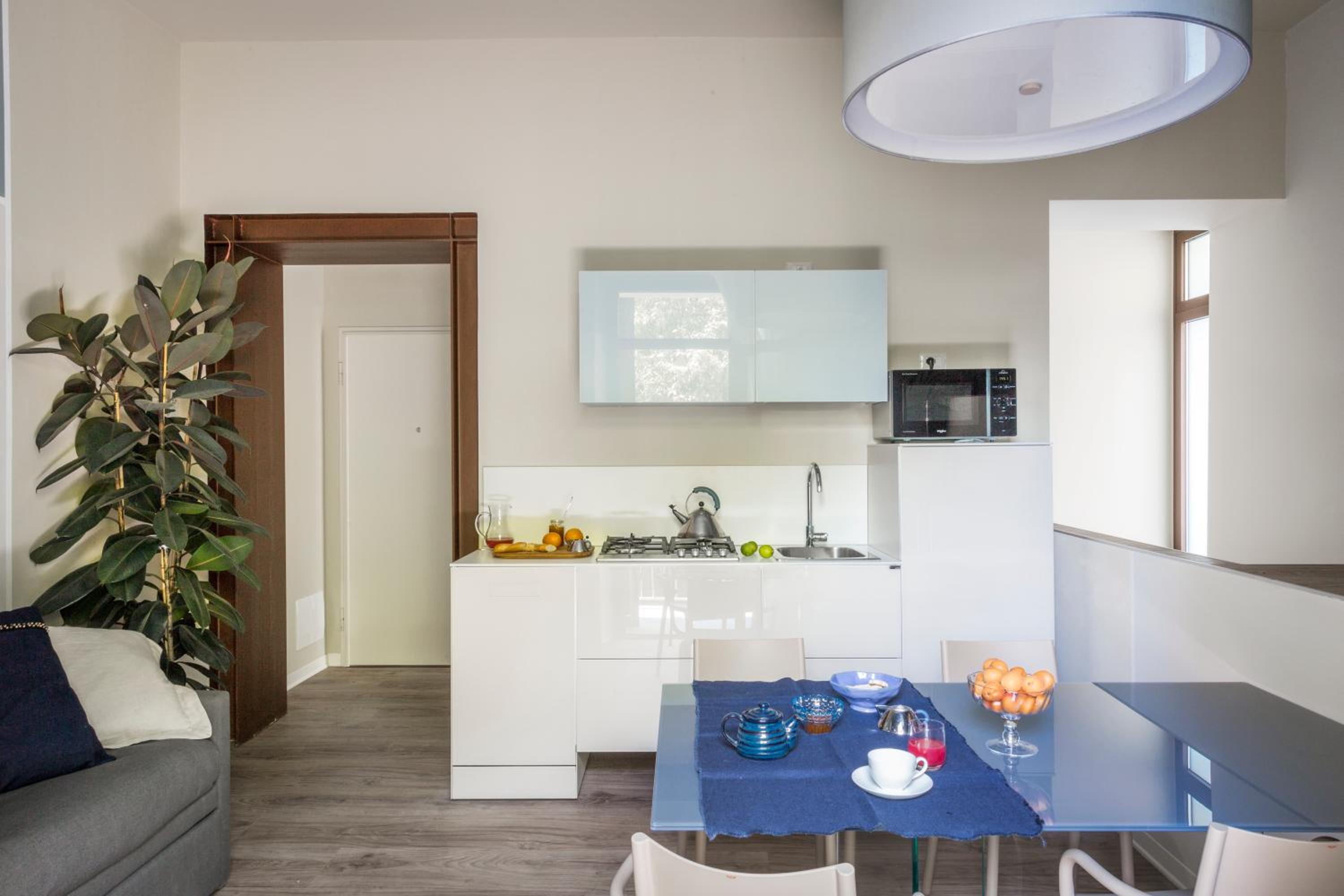 One-Bedroom Apartment with Terrace photo 3