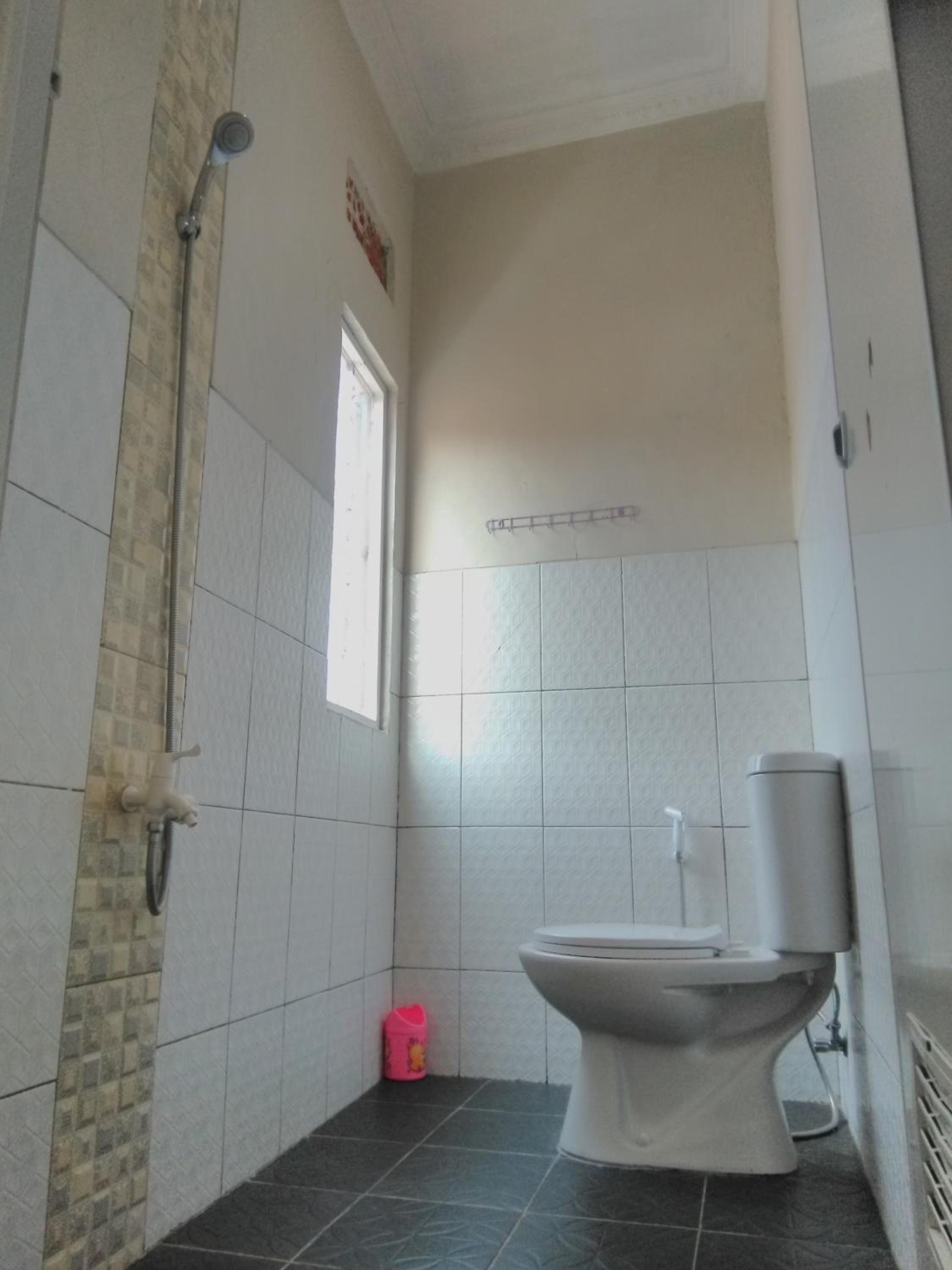 Three-Bedroom Villa photo 2