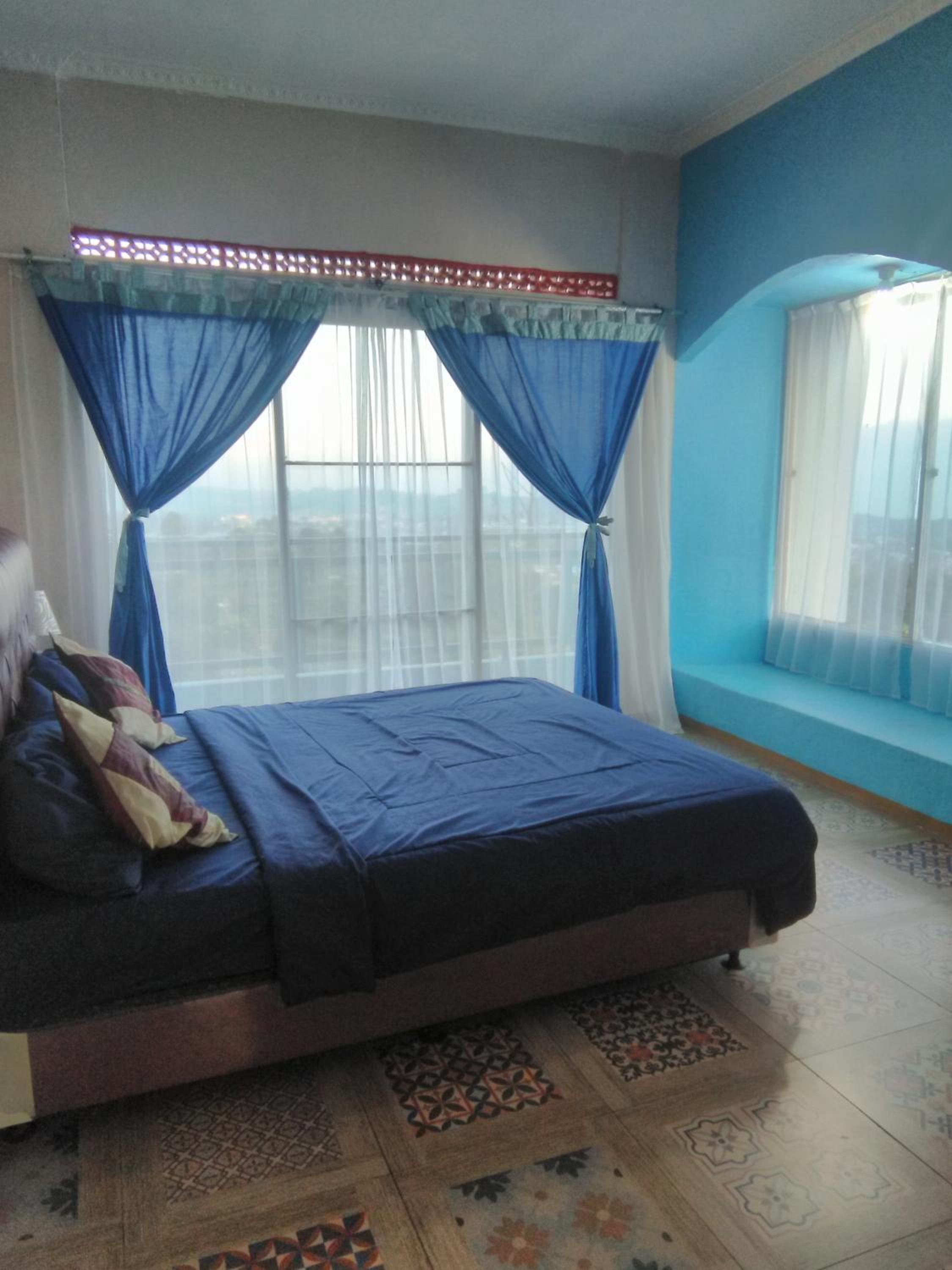 Three-Bedroom Villa photo 1