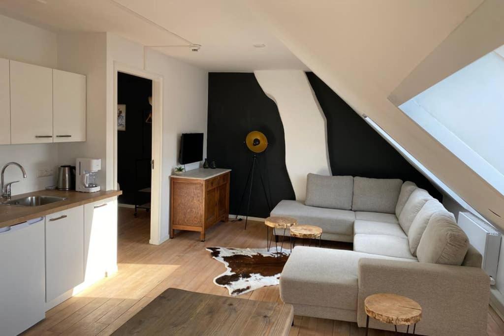 Two-Bedroom Apartment - Photo 43