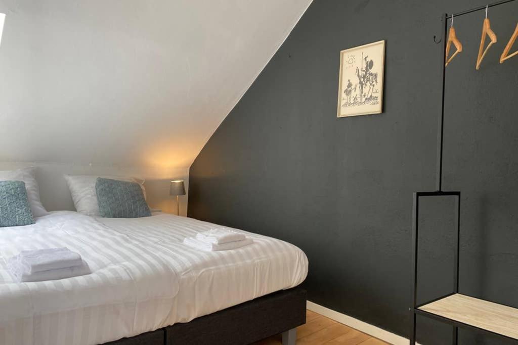 Two-Bedroom Apartment - Photo 49
