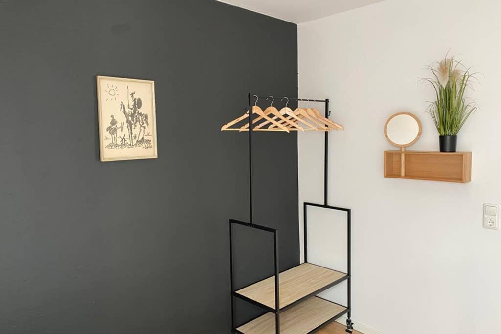 Two-Bedroom Apartment - Photo 23