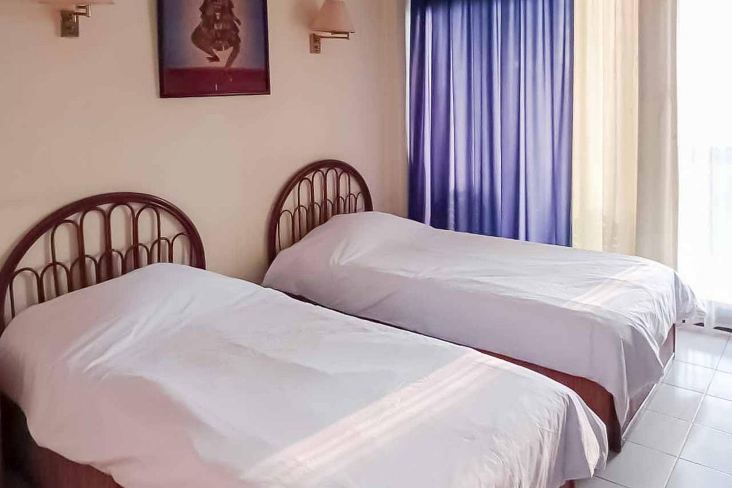 Twin Room - Photo 5