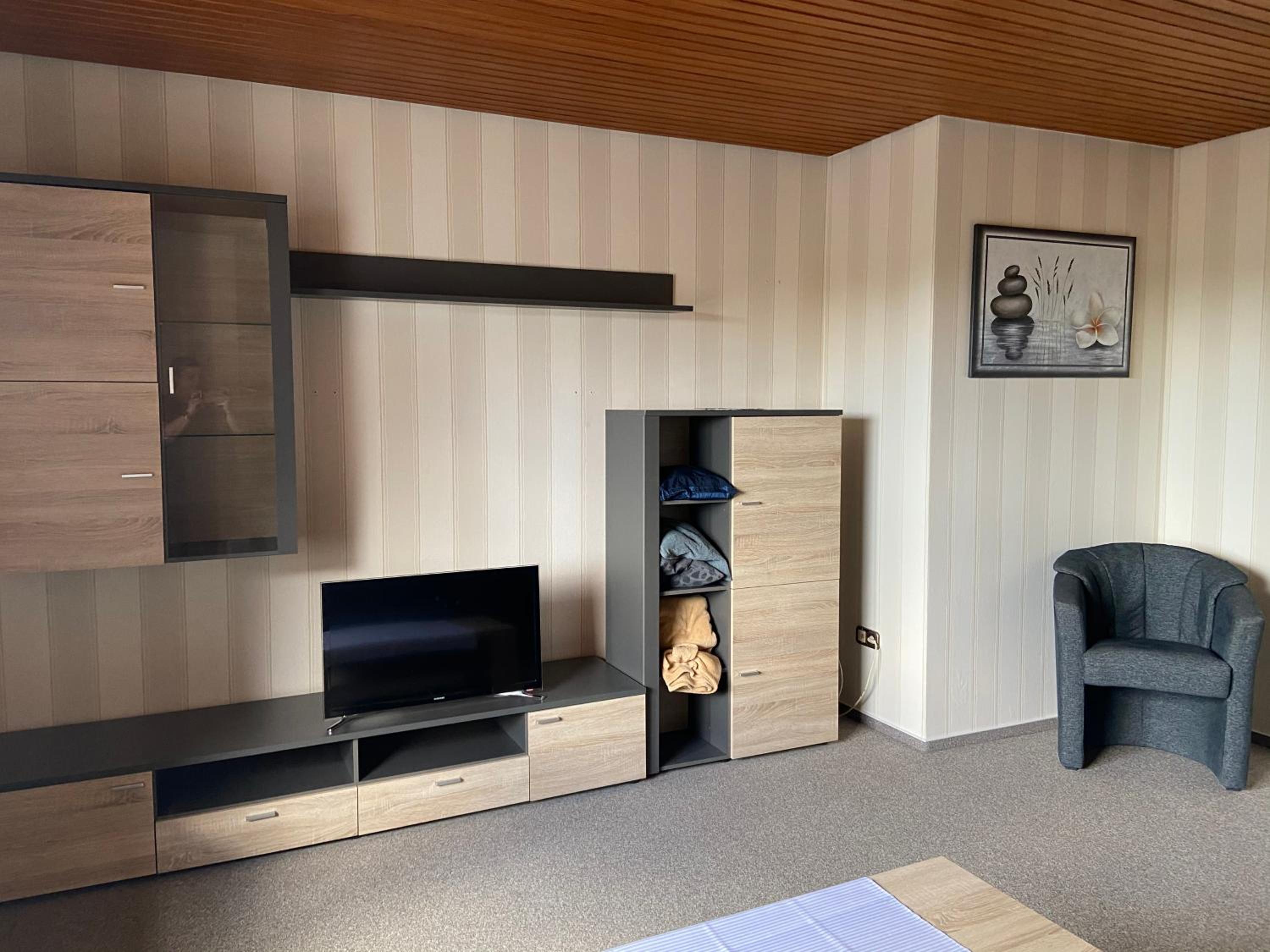 Double Room - Photo 10