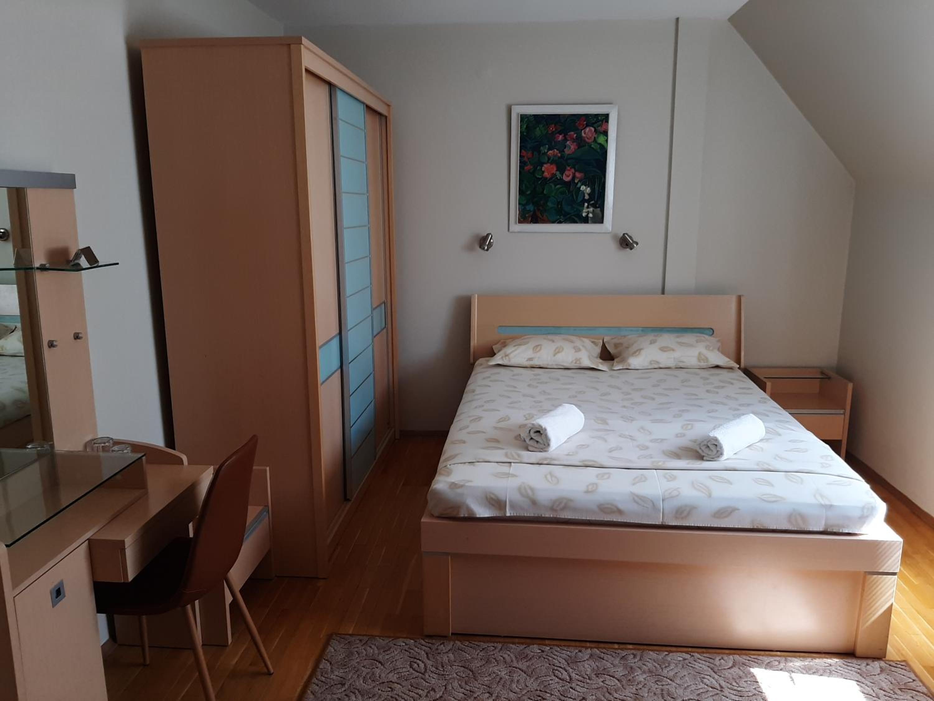 Triple Room with Shared Bathroom photo 1