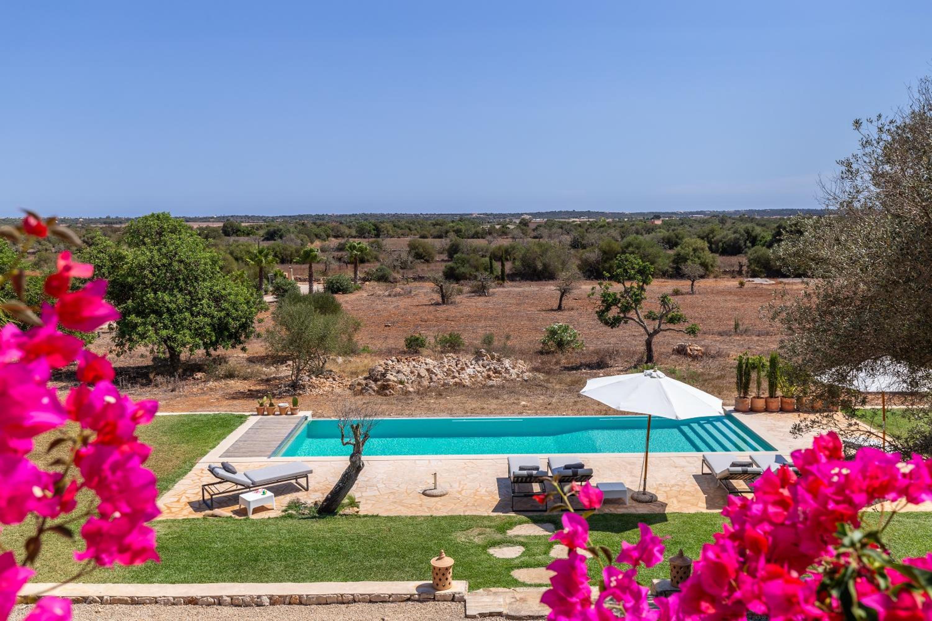 Villa with Garden View photo 3