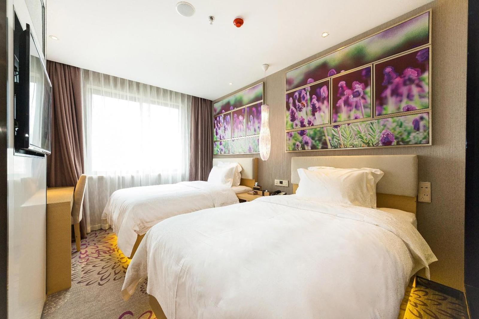 Deluxe Twin Room - Photo 2