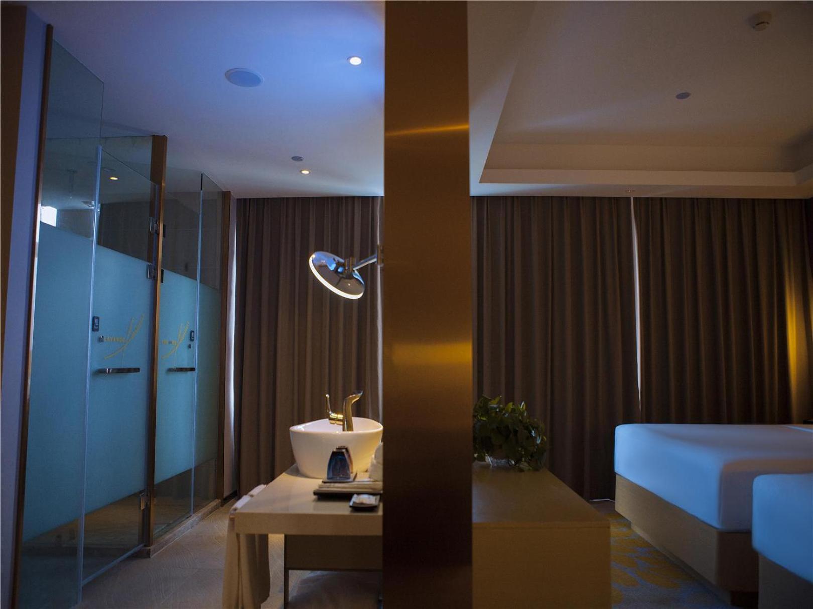 Deluxe Suite  photo 1