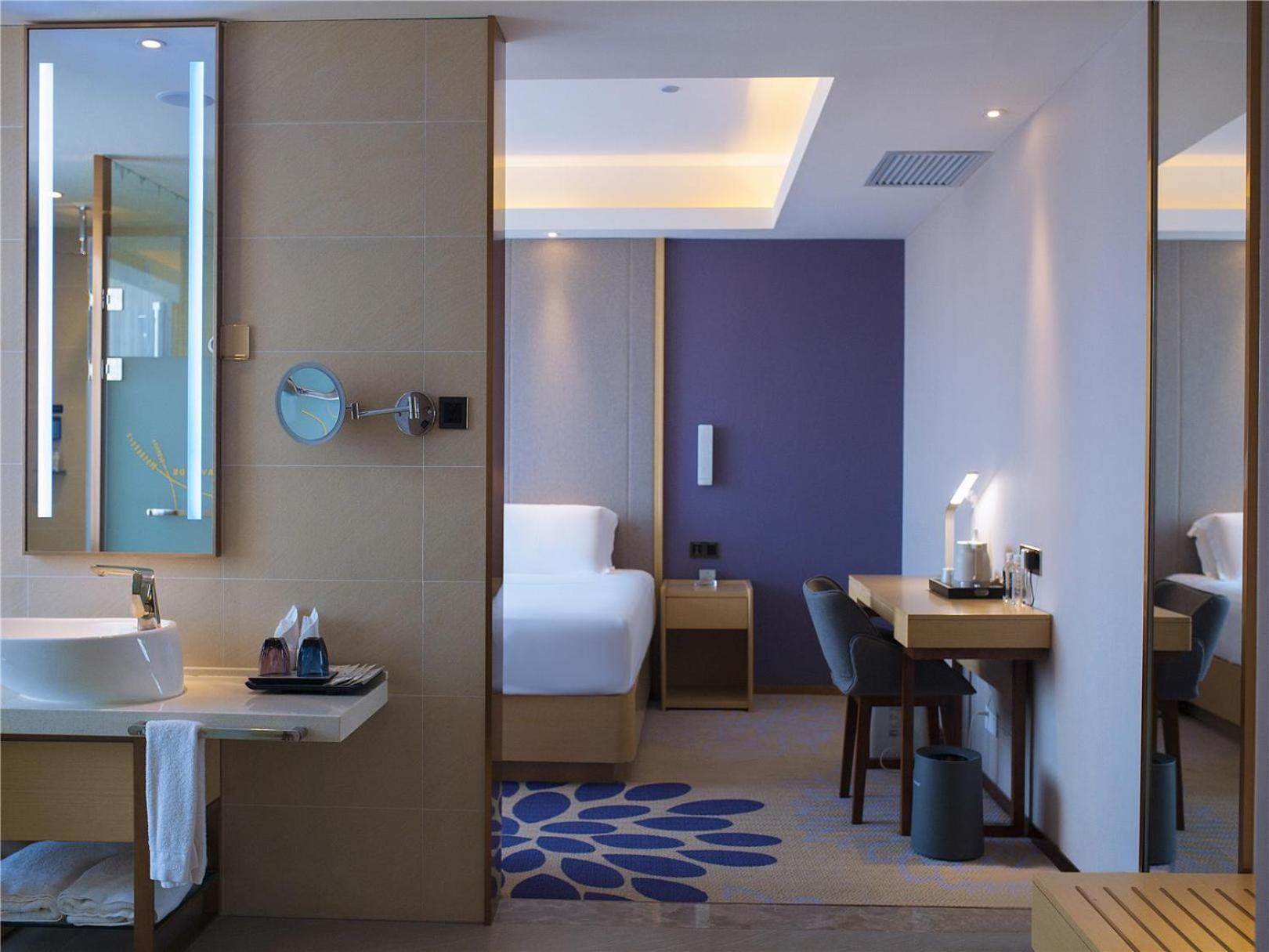Deluxe Twin Room photo 2