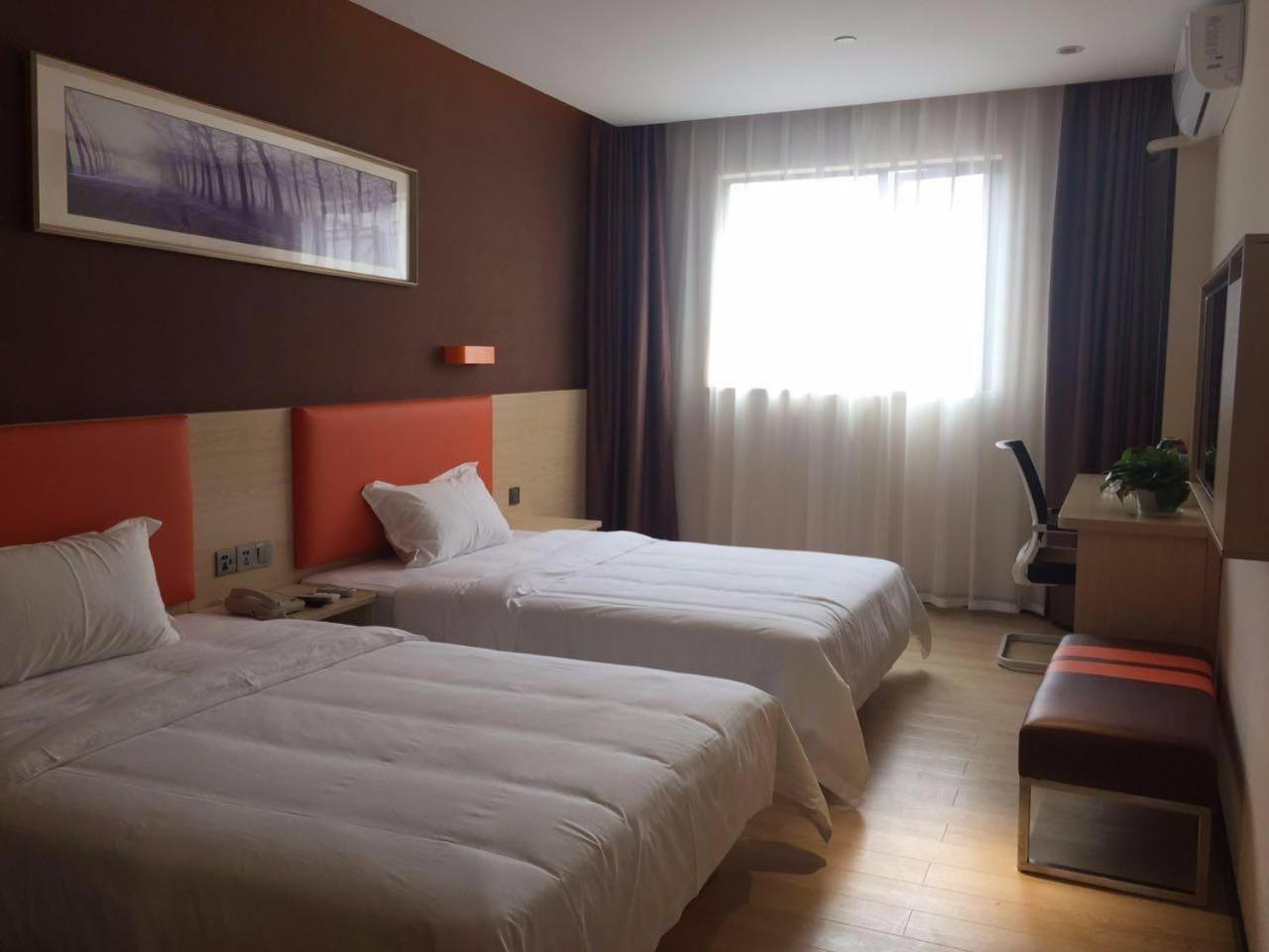 Premium Twin Room