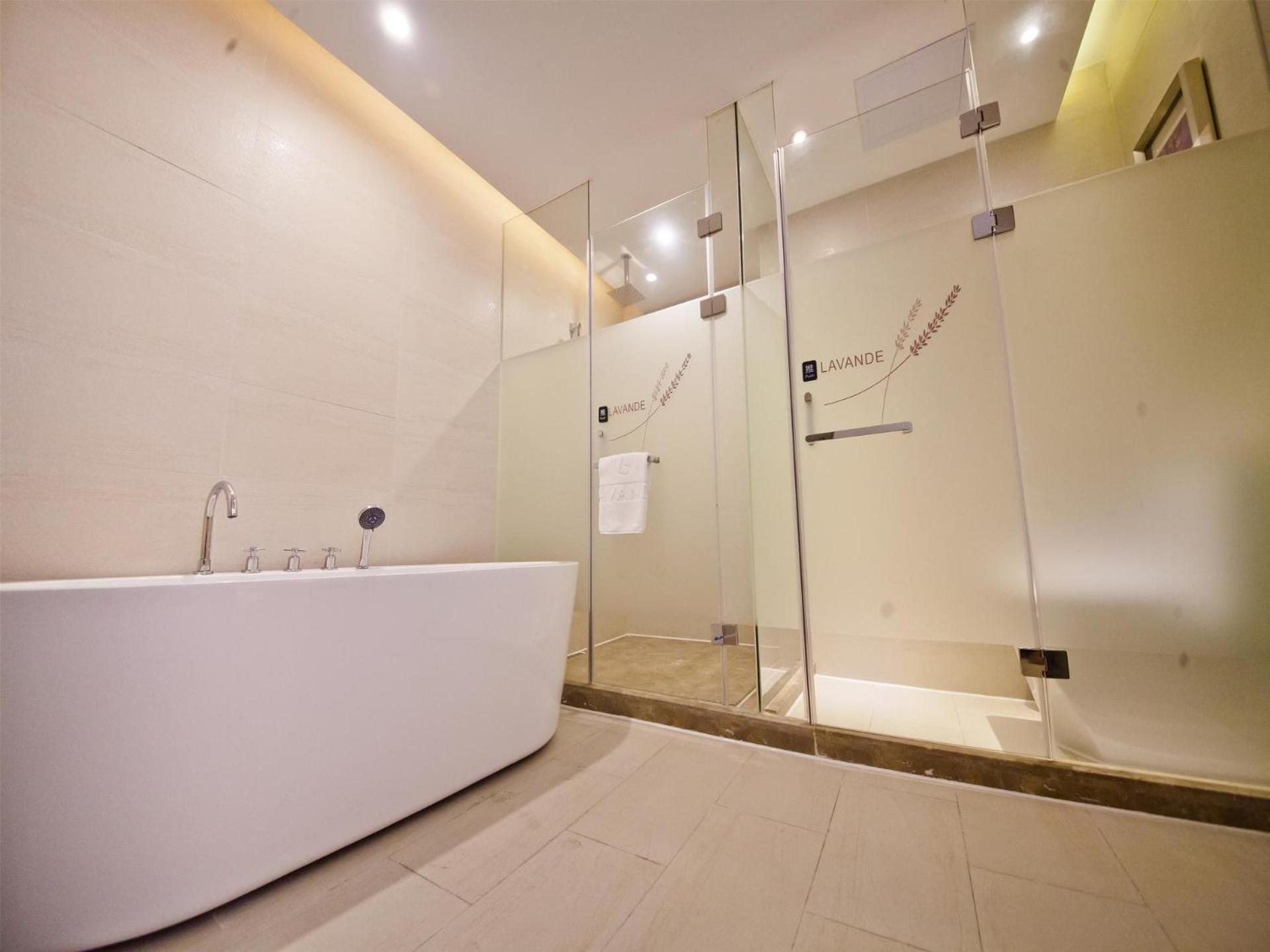 Deluxe Suite Room photo 3