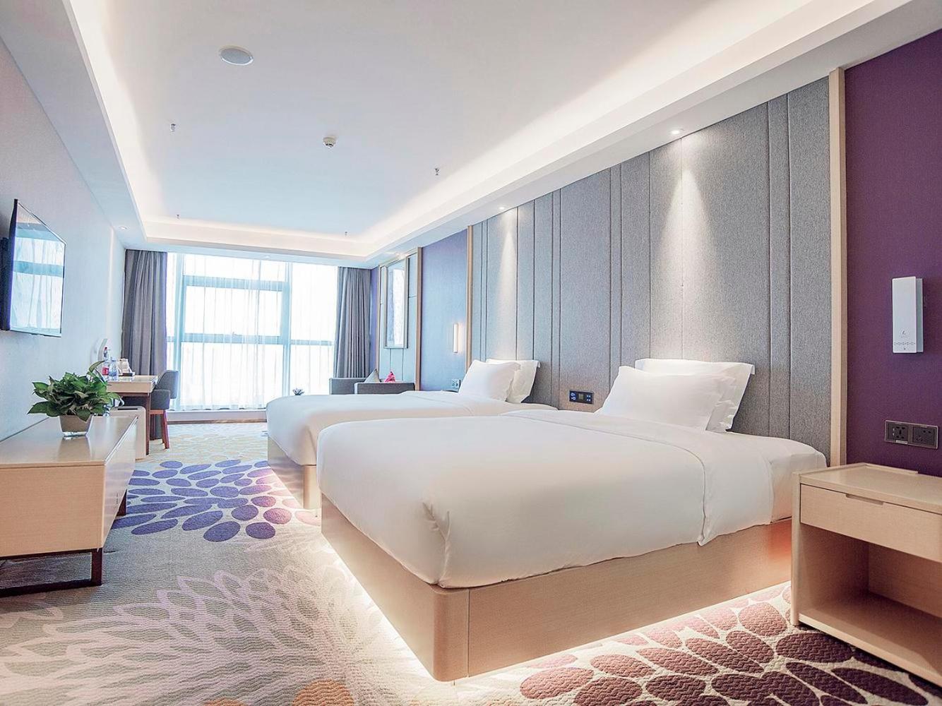 Deluxe Twin Room photo 2