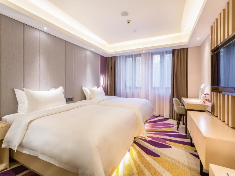 Deluxe Twin Room - Photo 1