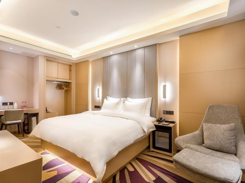 Premium Double Room photo 2