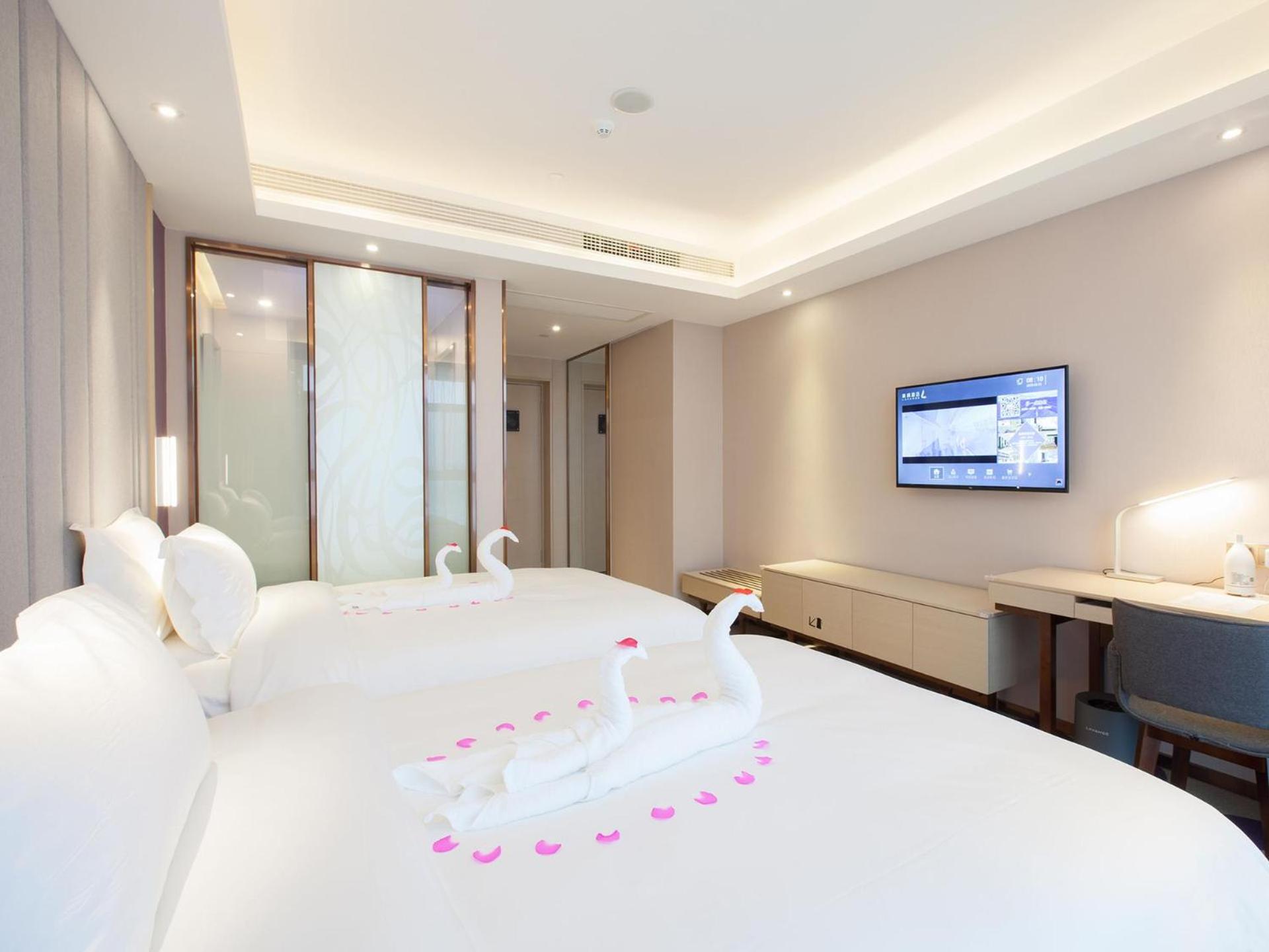 Deluxe Double Room photo 3