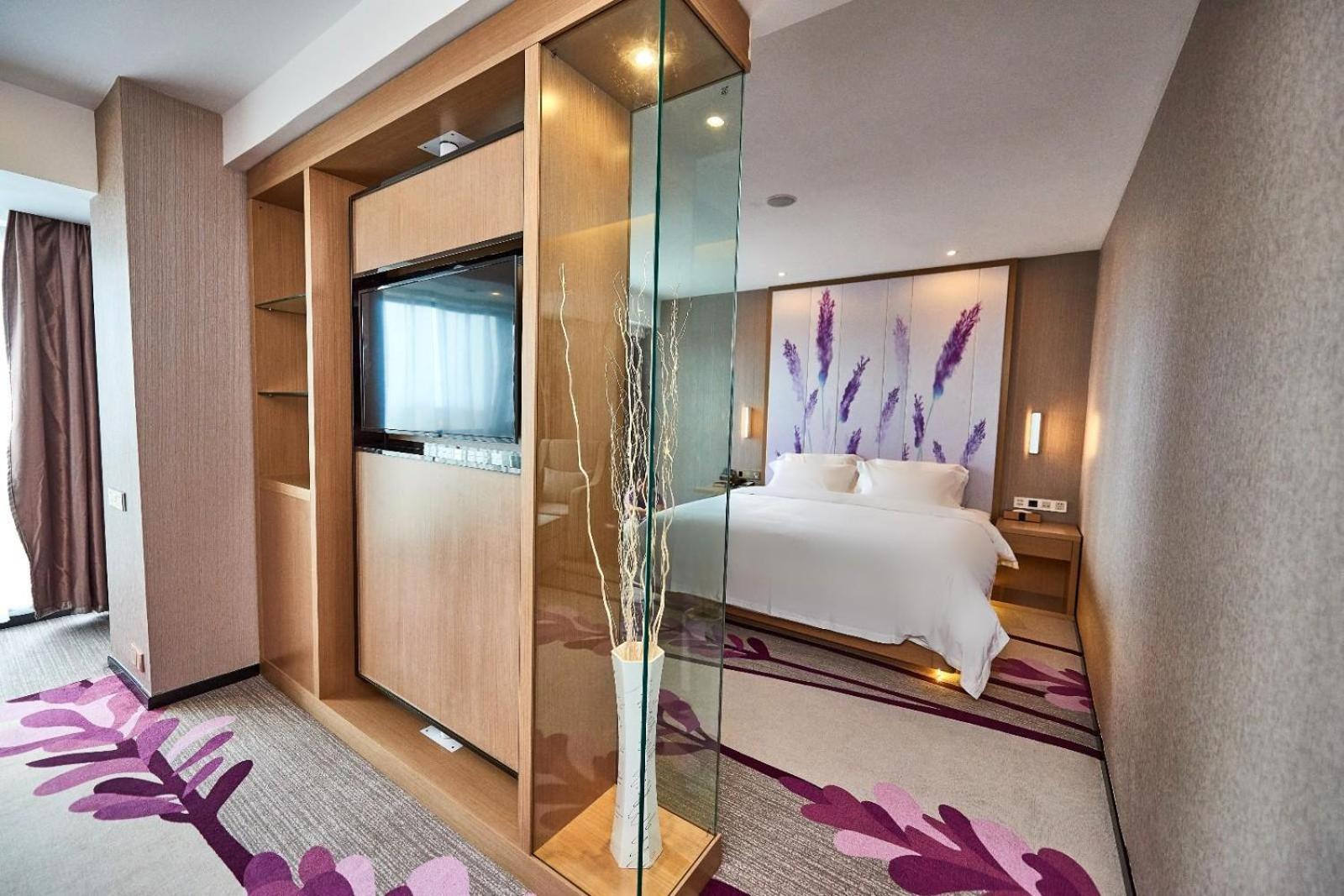 Deluxe Suite Room