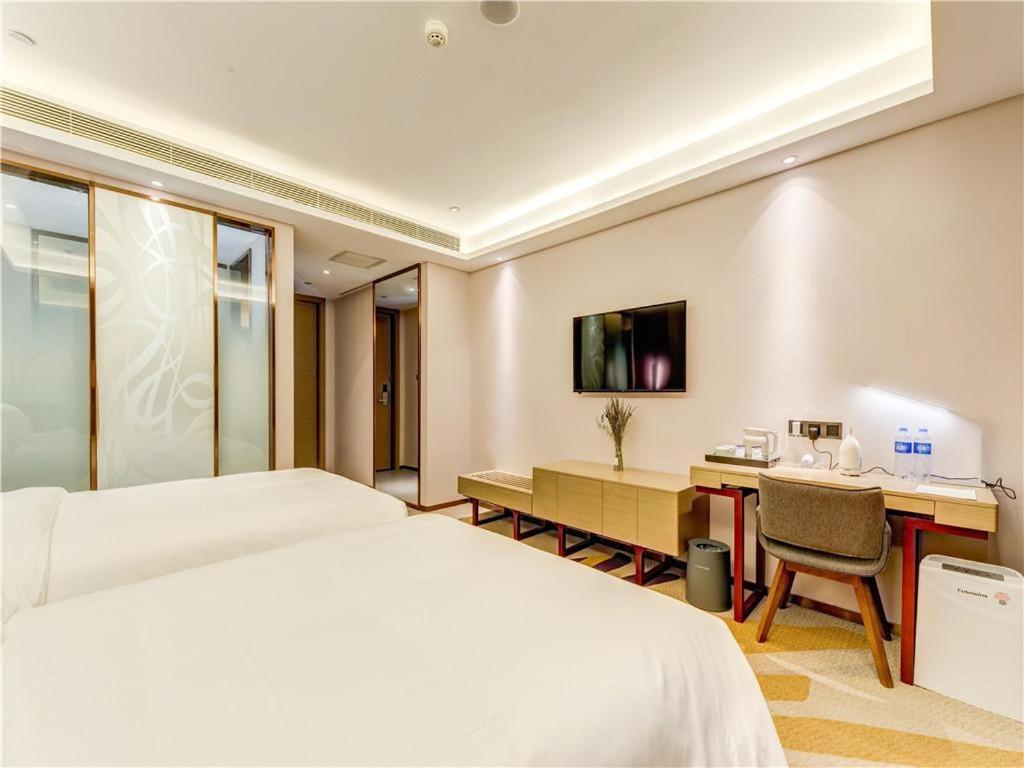 Deluxe Twin Room - Photo 9