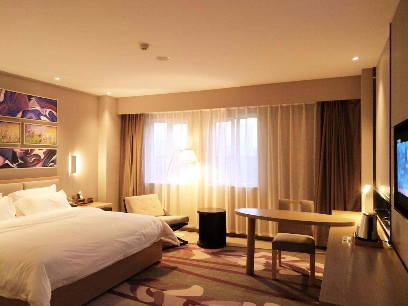 Deluxe Double Room photo 3