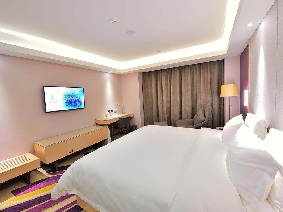 Elegant Double Room photo 2
