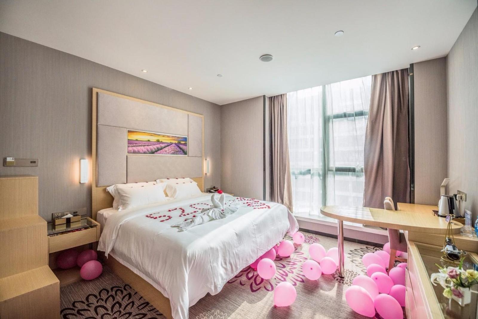 Romantic Double Room