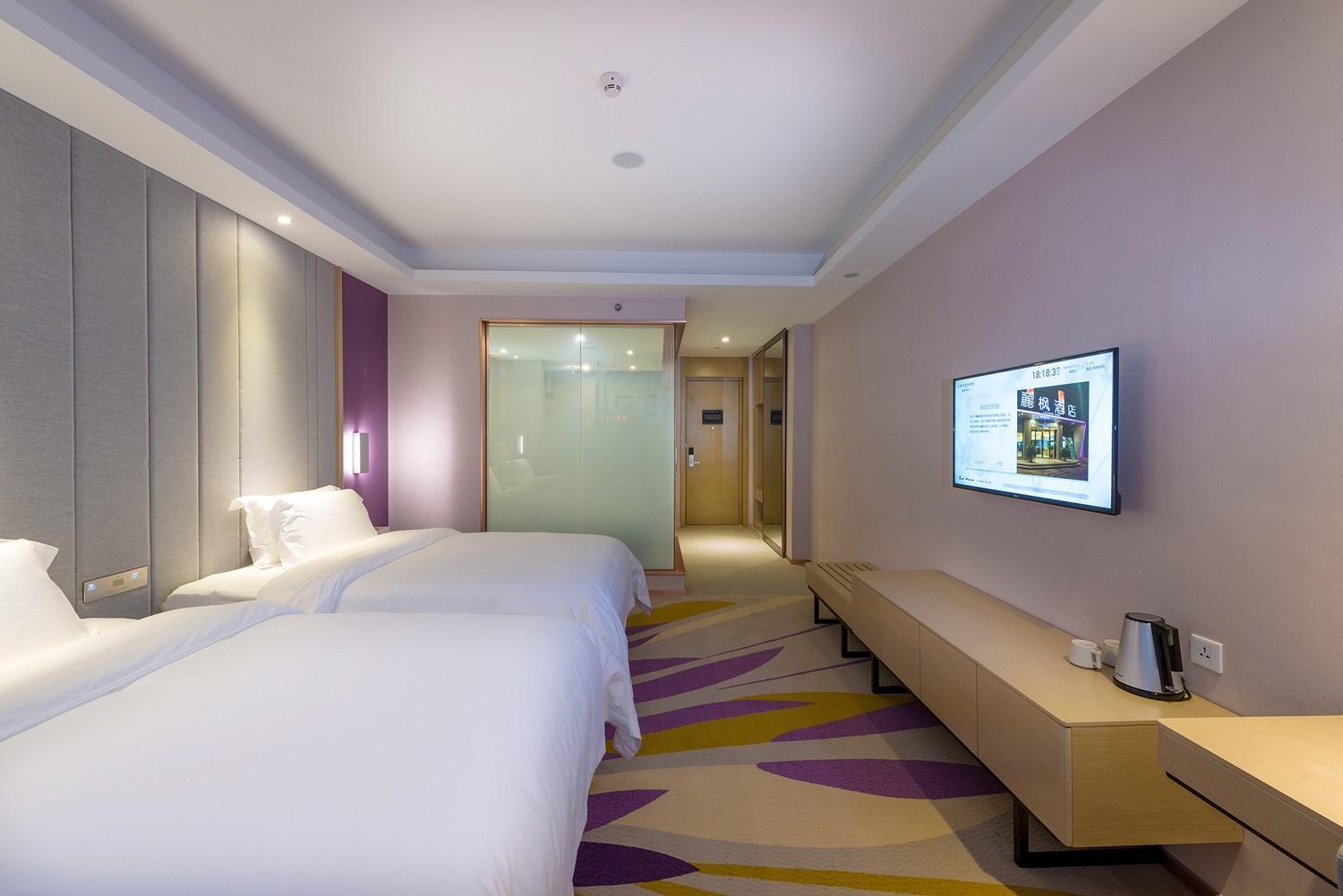 Deluxe Twin Room photo 3