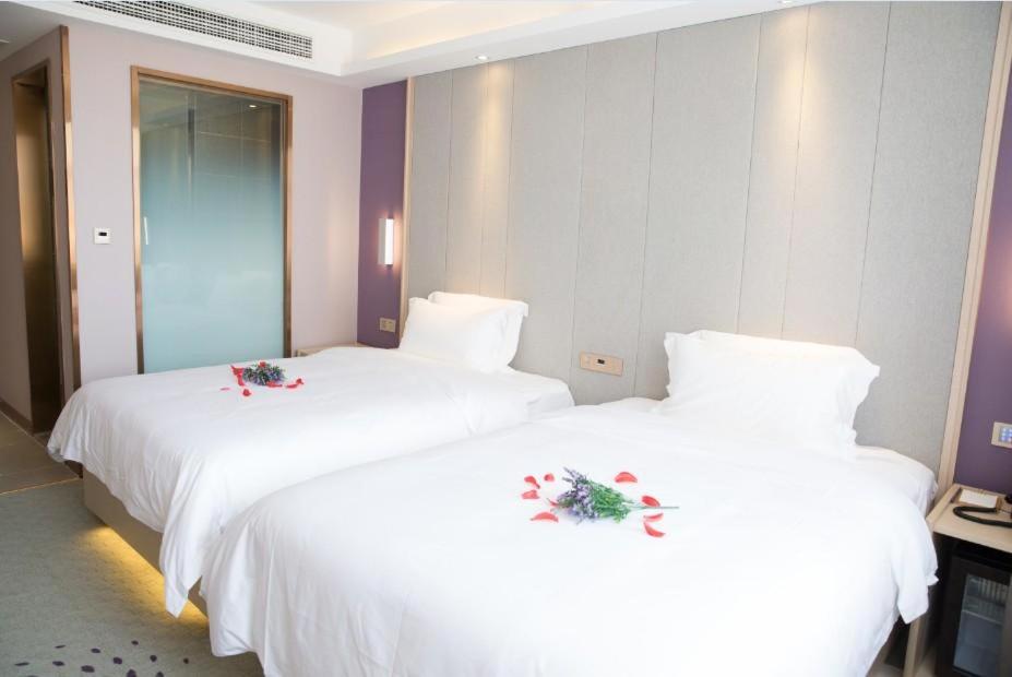Deluxe Twin Room - Photo 6