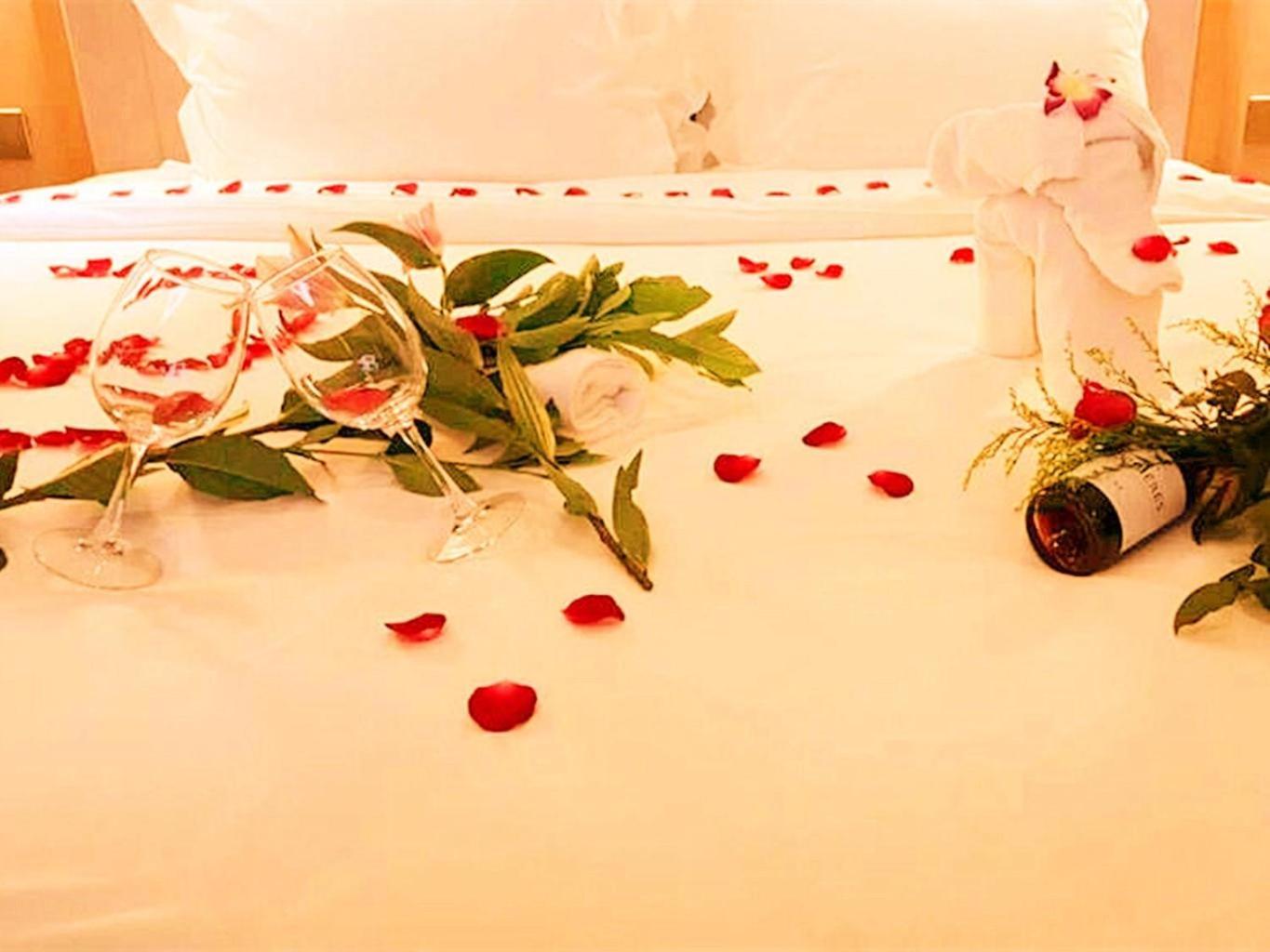 Romantic King Room
