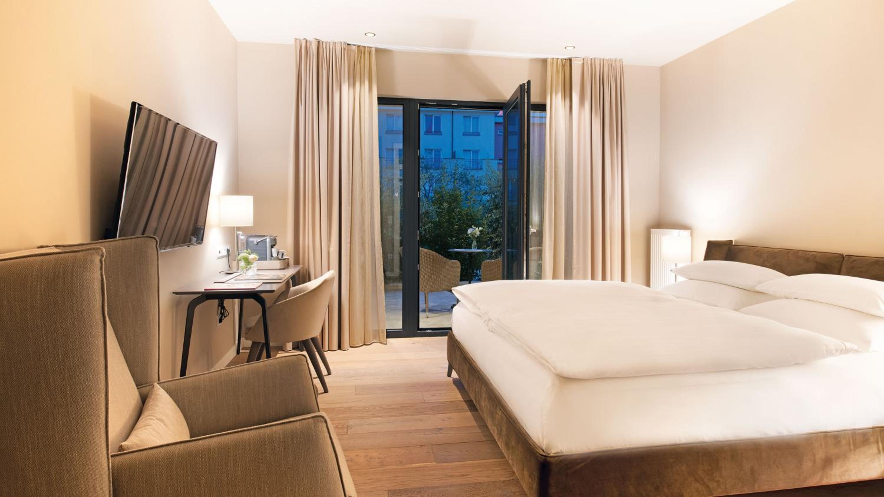 Deluxe Single Room