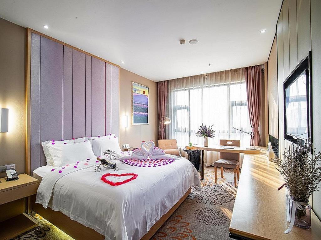 Romantic Double Room