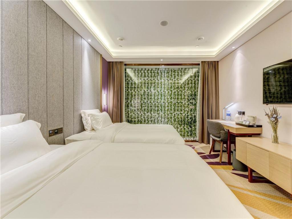 Deluxe Twin Room - Photo 6