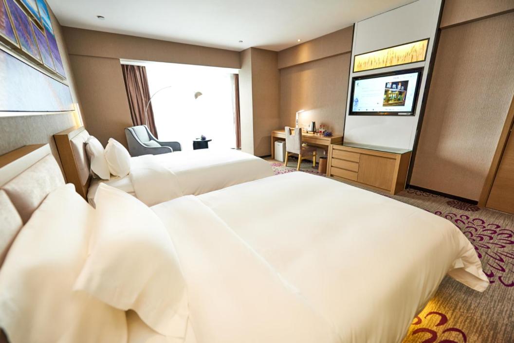 Deluxe Twin Room photo 2