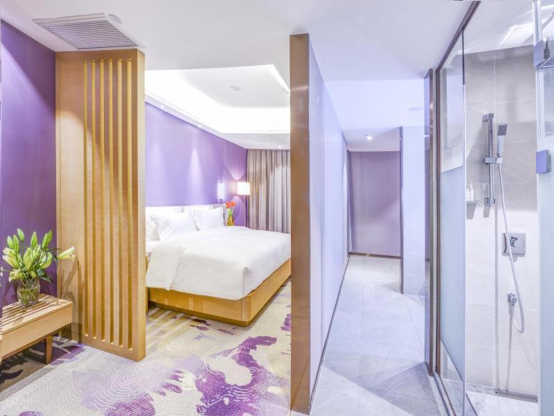 Deluxe Suite Room