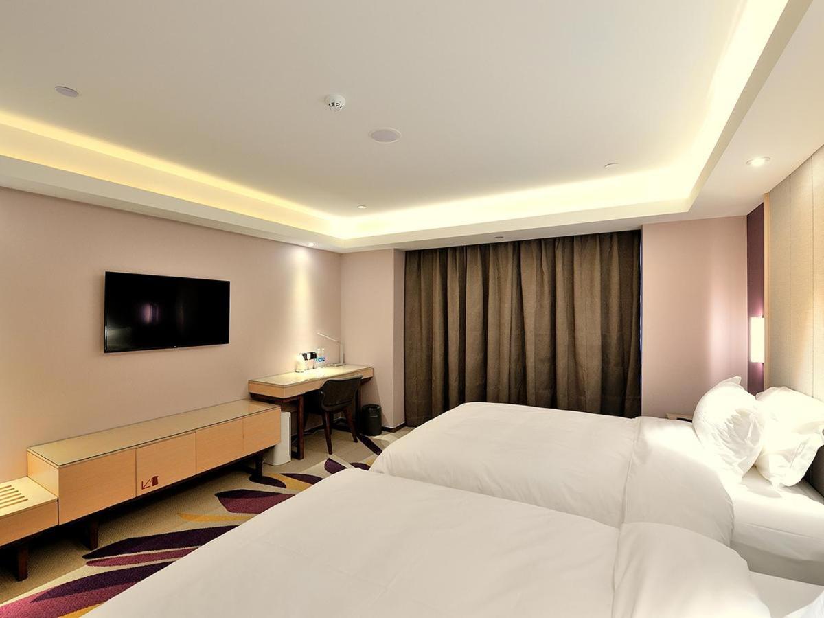 Deluxe Twin Room photo 2