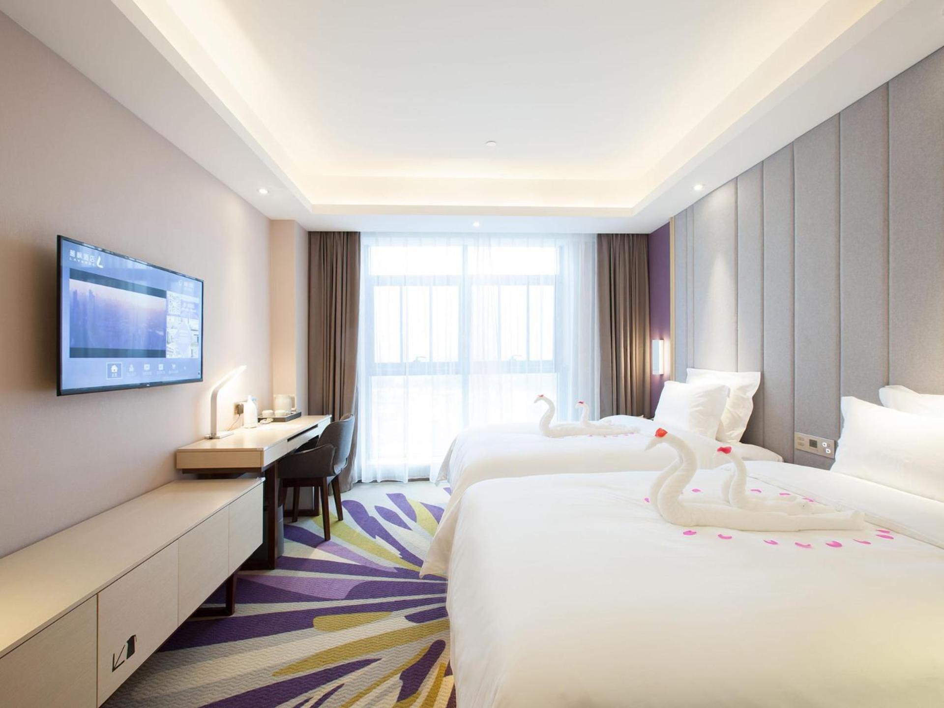 Deluxe Twin Room photo 3