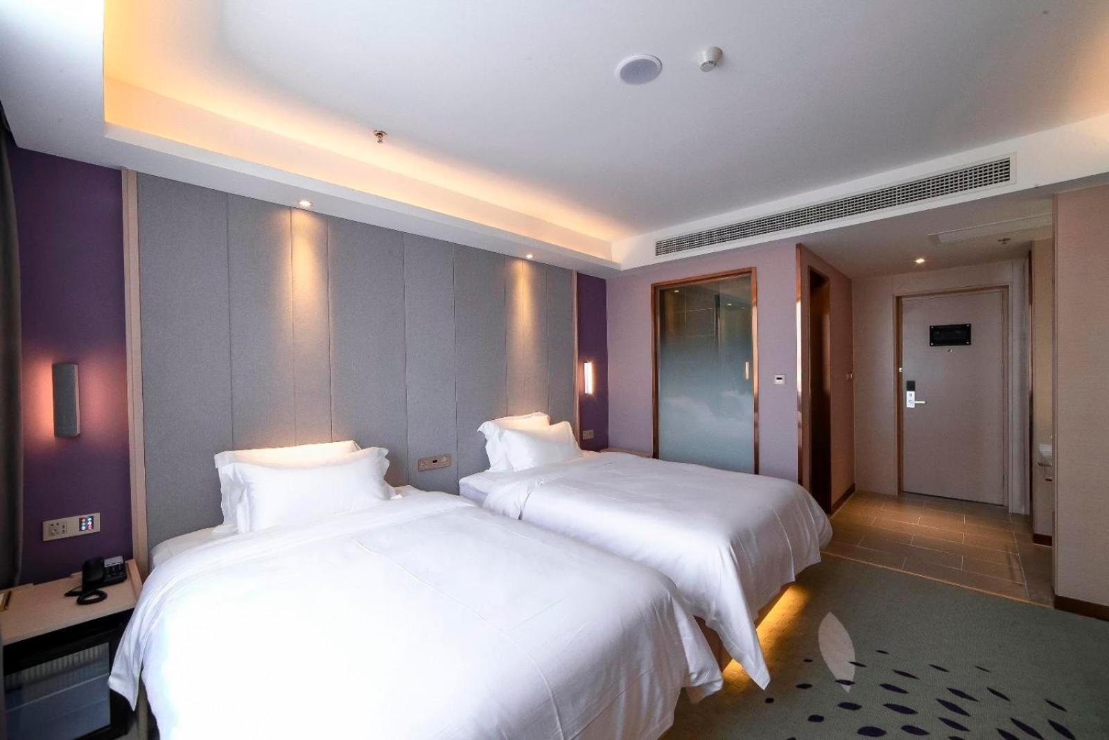 Deluxe Twin Room - Photo 1