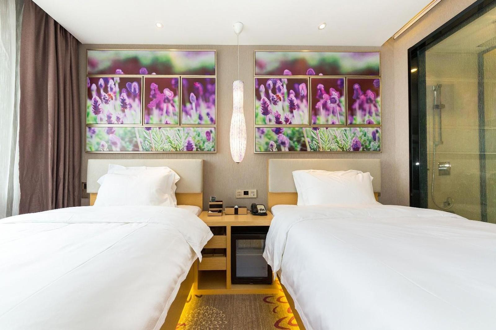 Deluxe Twin Room - Photo 7
