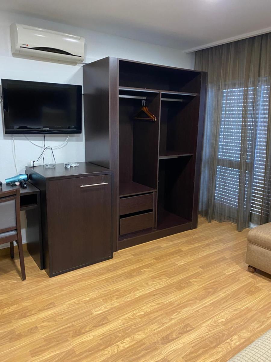 Double Room - Disability Access photo 2