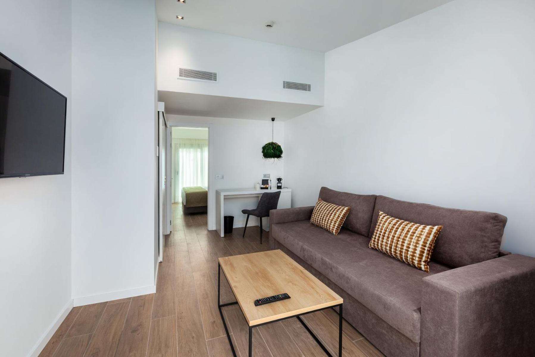 Suite  photo 2