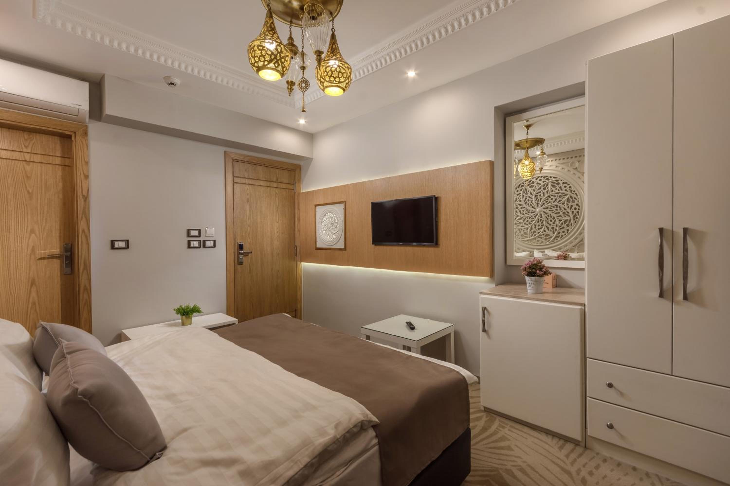 Double or Twin Room photo 2