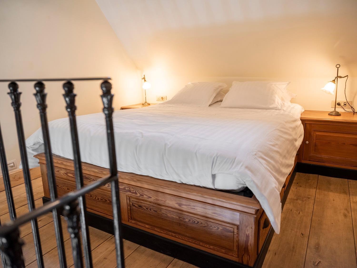 Double Room with Extra Bed - Photo 24