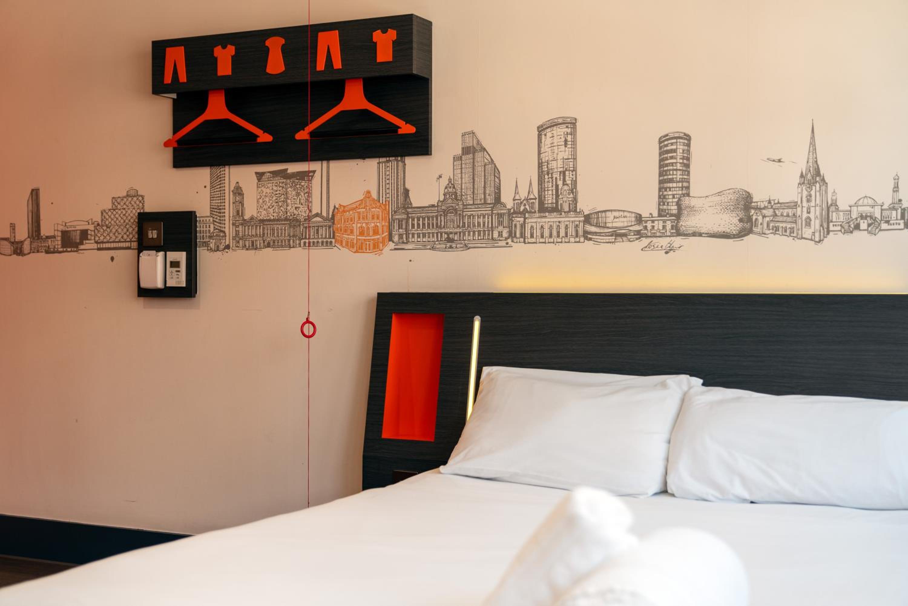 Double Room - Disability Access photo 2
